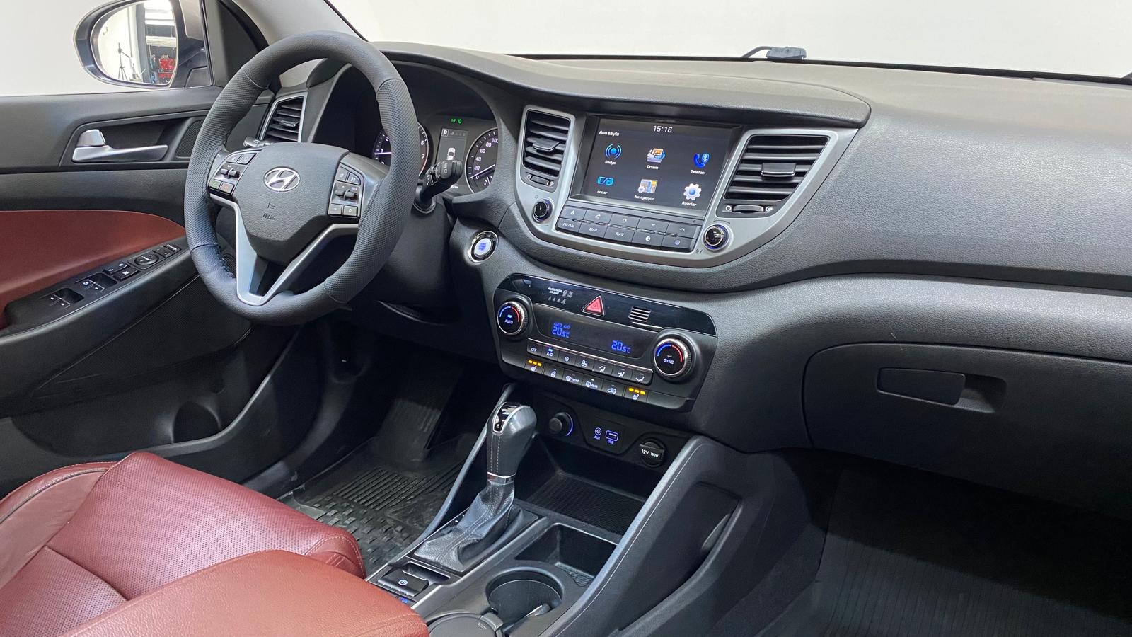 HYUNDAI TUCSON 25
